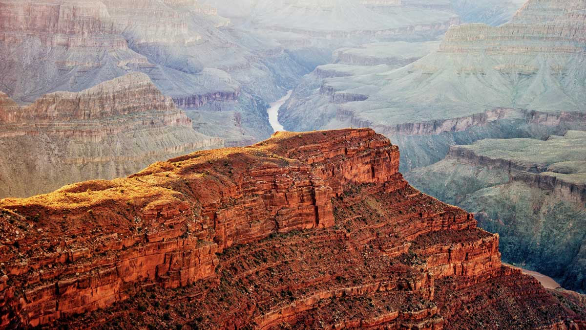 Grand-Canyon-Living-Magazine-4