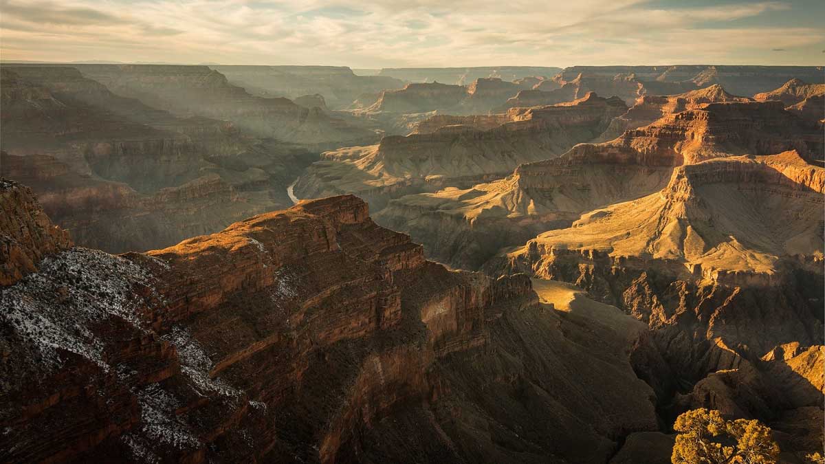 Grand-Canyon-Living-Magazine-6