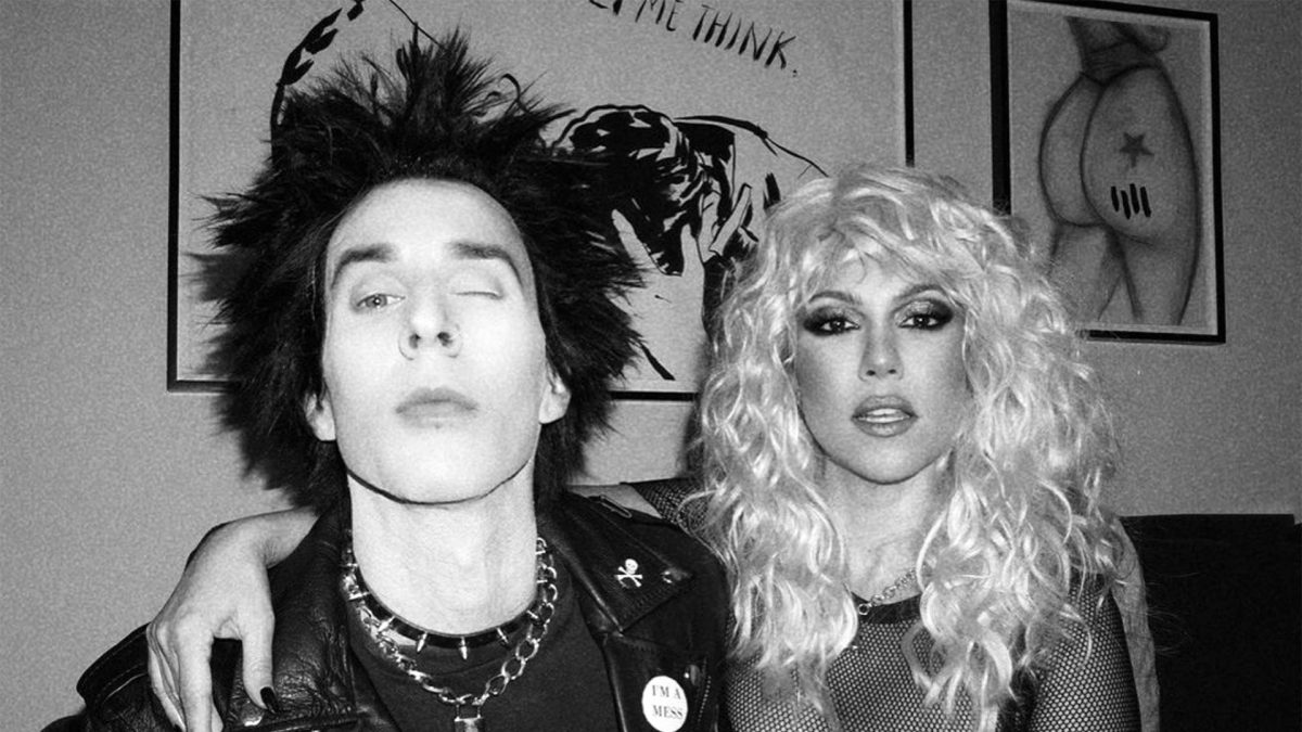 THE BEST CELEBRITY COSTUMES FOR HALLOWEEN 2021 LIVING